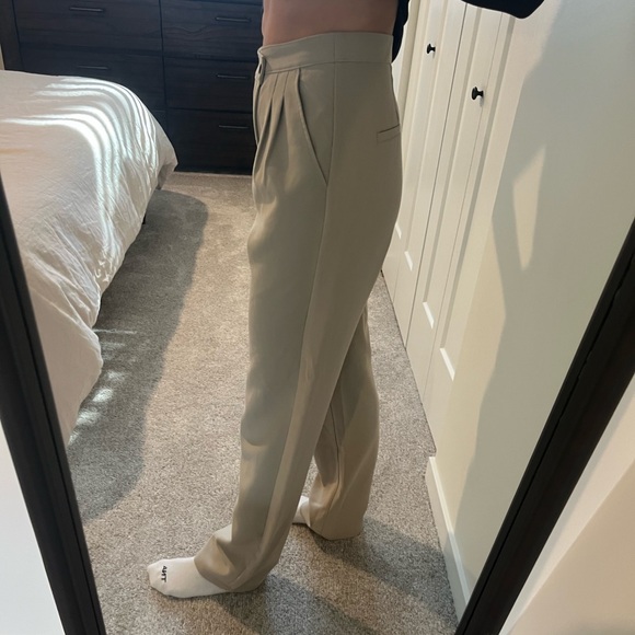 Abercrombie & Fitch Beige Tailored Pants - Picture 2 of 5